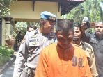 tersangka tebas tangan